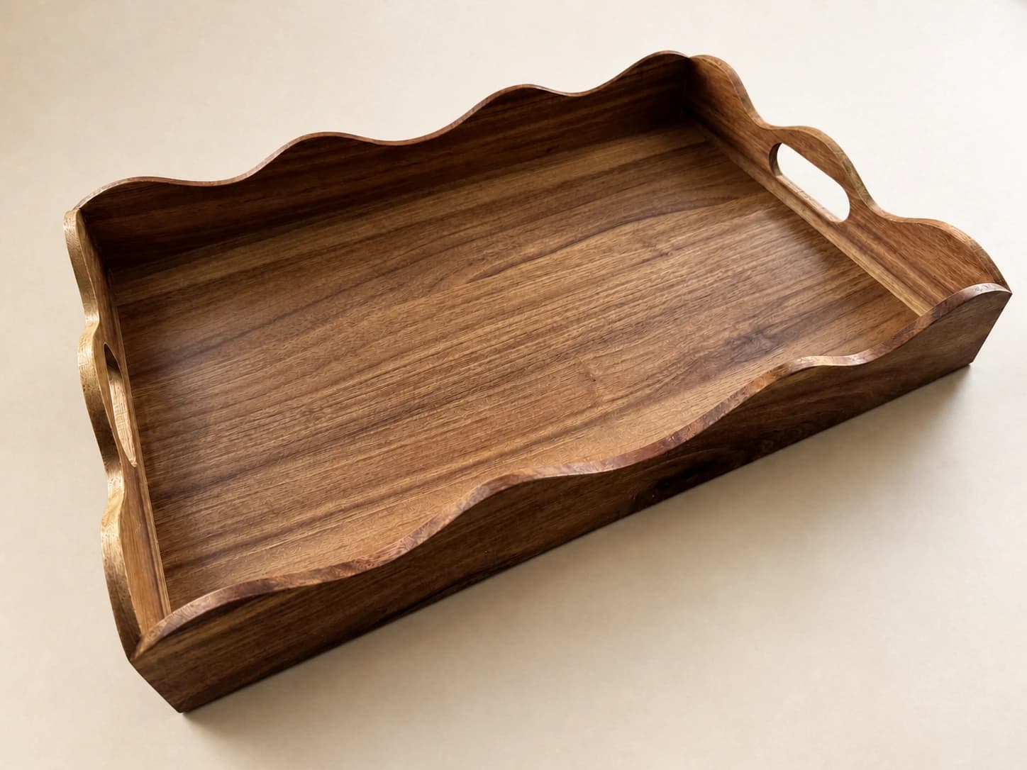 Decorative Scalloped Serving Tray in Acacia Wood, item HD-AC03
